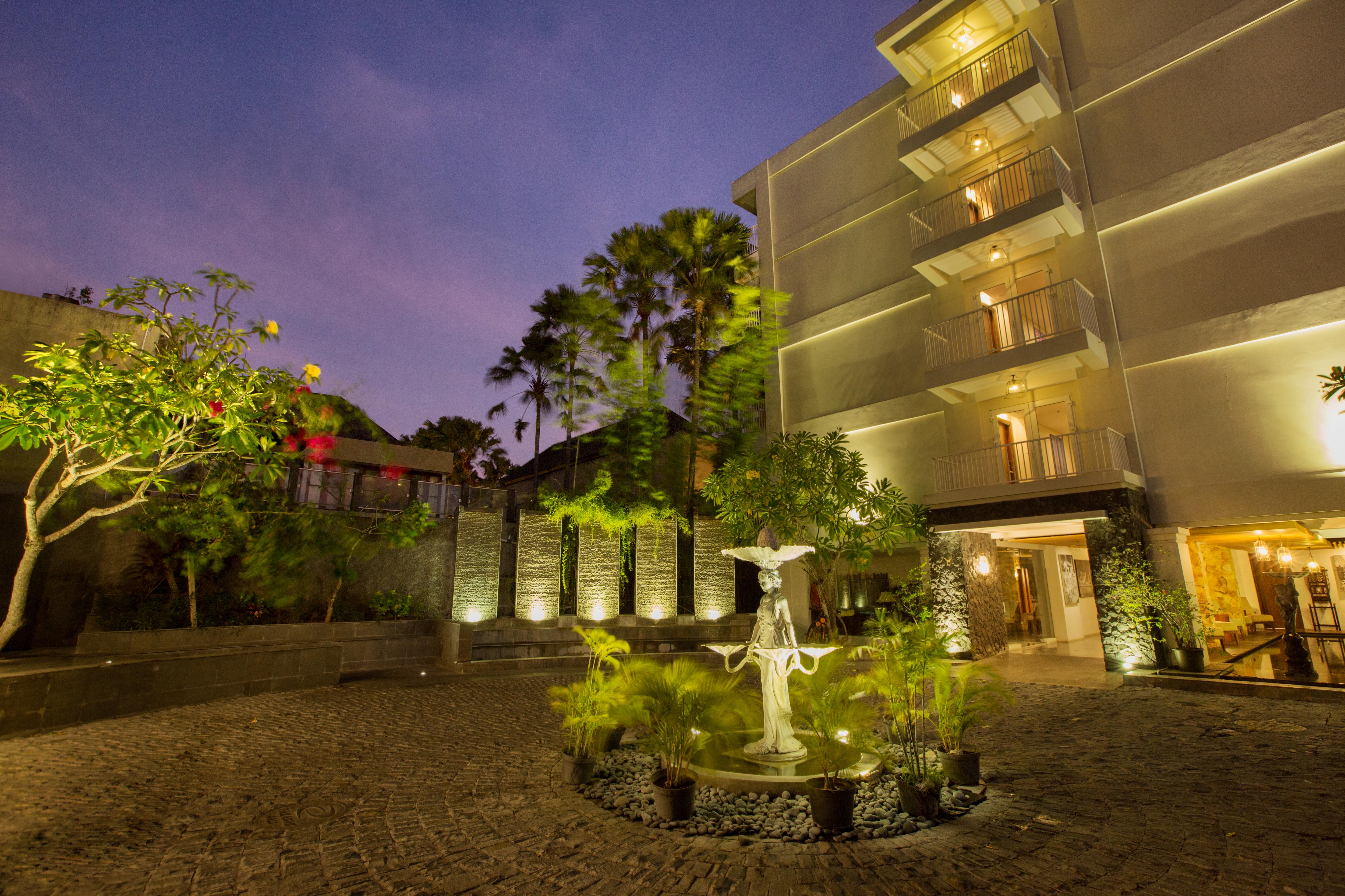 Paragon Hotel Seminyak מראה חיצוני תמונה