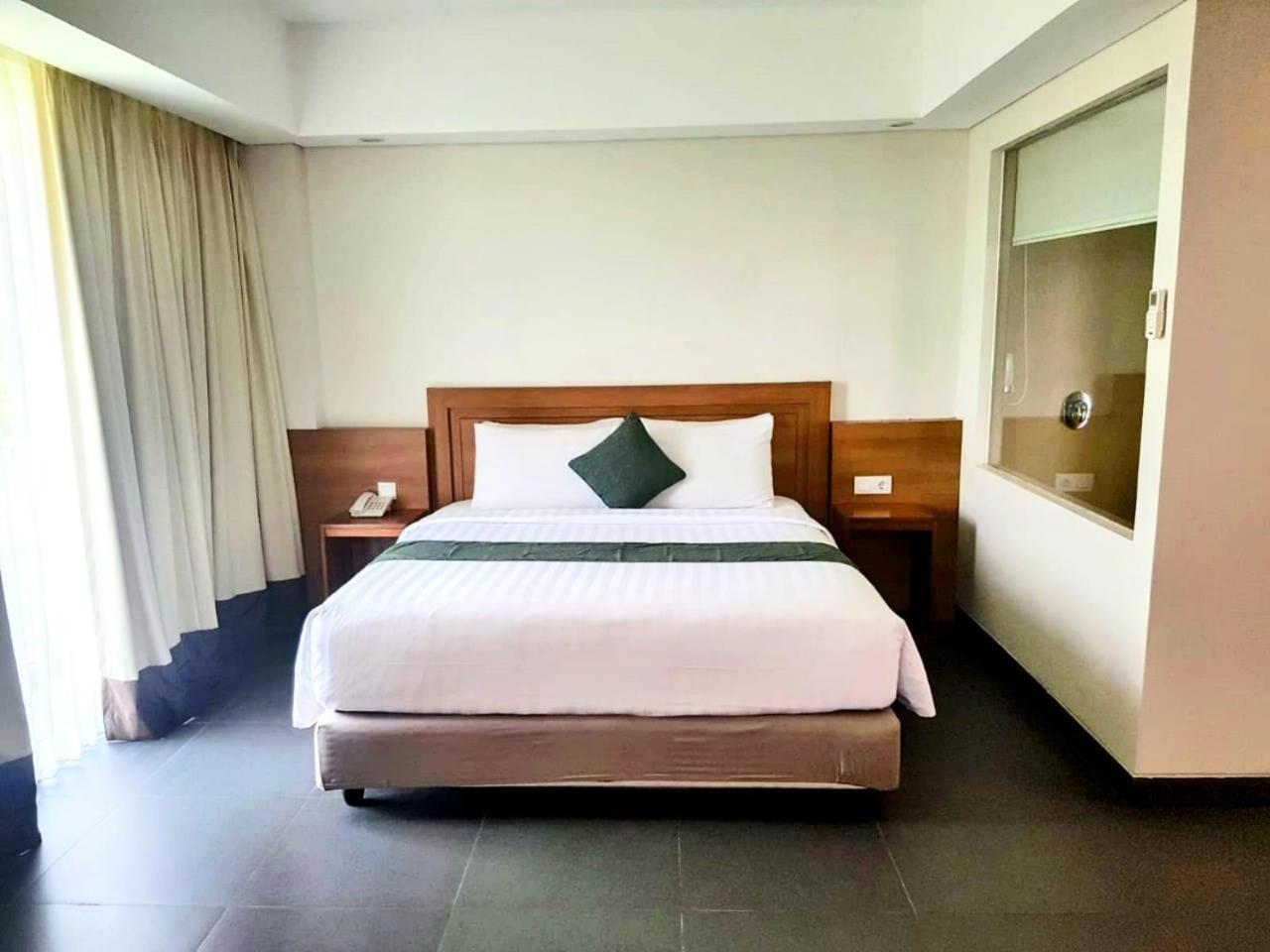 Paragon Hotel Seminyak מראה חיצוני תמונה
