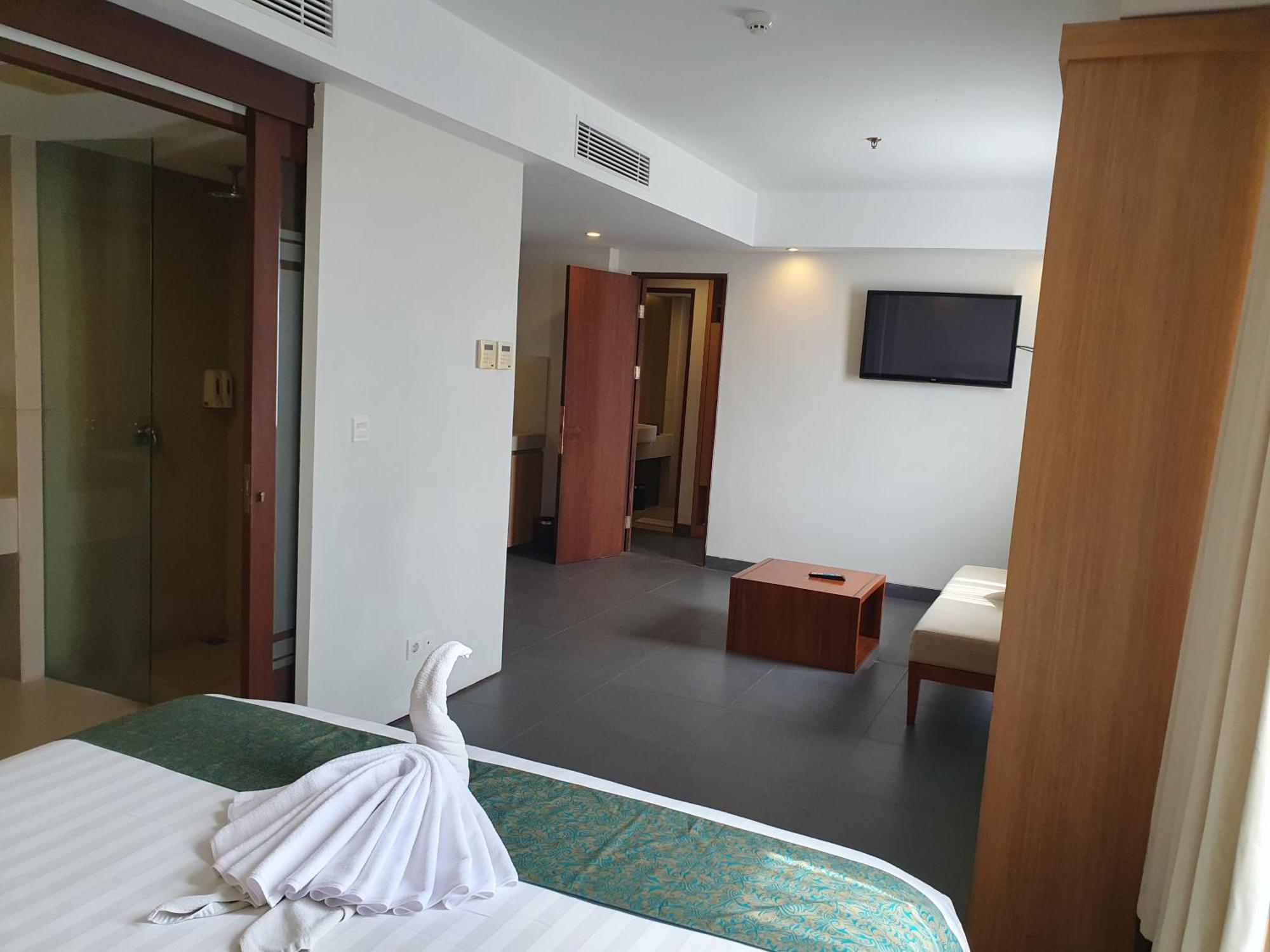 Paragon Hotel Seminyak מראה חיצוני תמונה