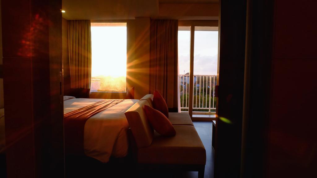 Paragon Hotel Seminyak מראה חיצוני תמונה